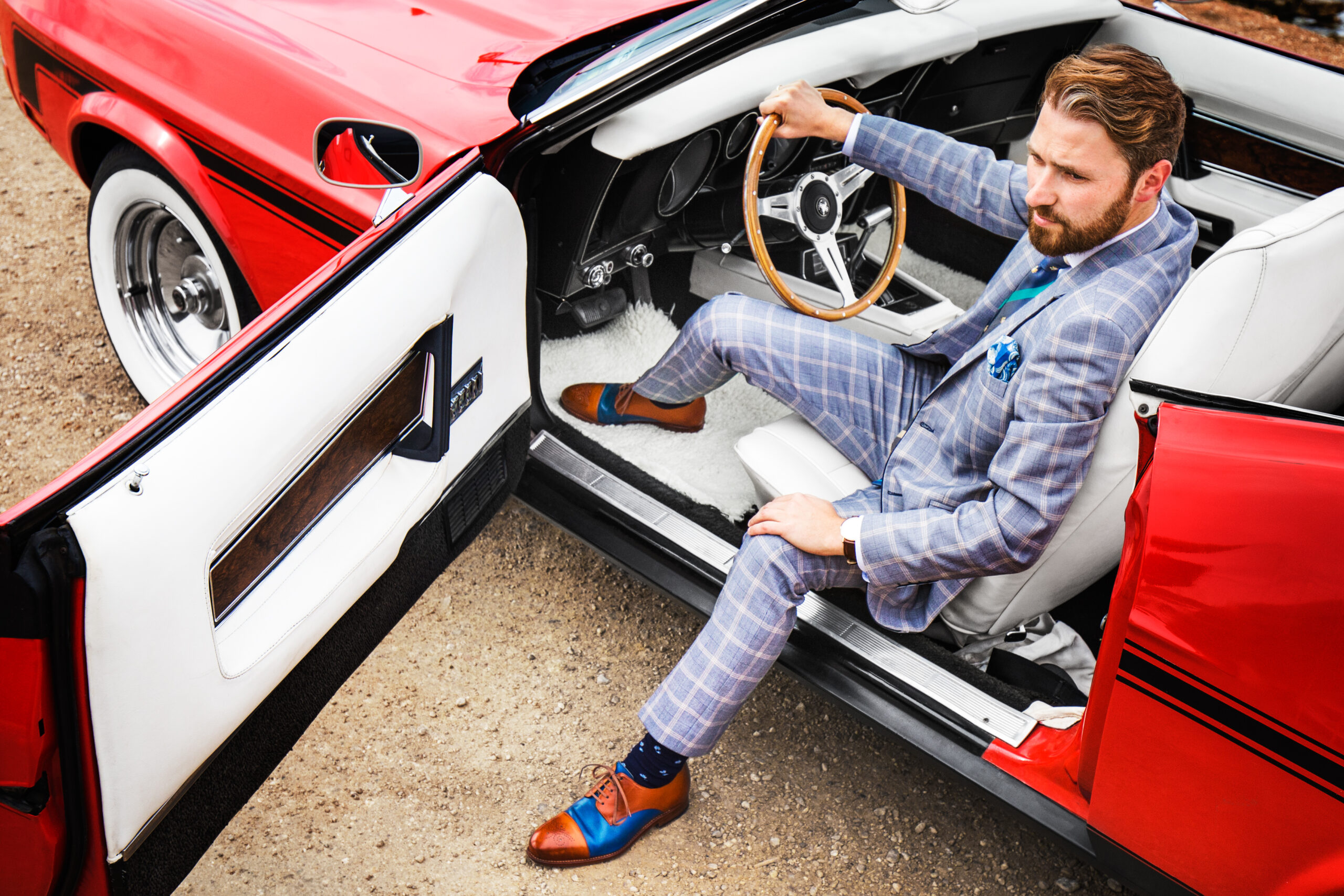 Fotografía de moda y producto con prendas y accesorios realizada por fotógrafo profesional en Calpe